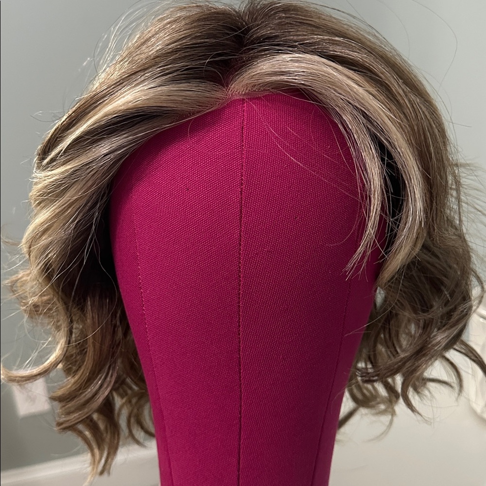 Raquel Welch Editor’s Pick Average in SS Cappuccino RL12/22SS NWT
